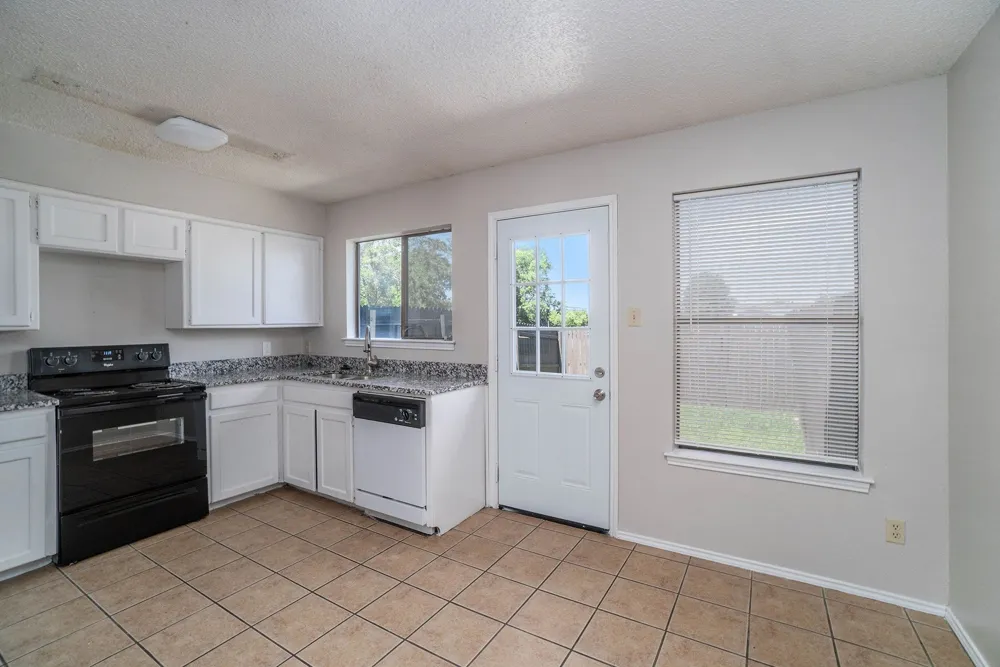 3301 Aurora Street #B Haltom City, TX 76117