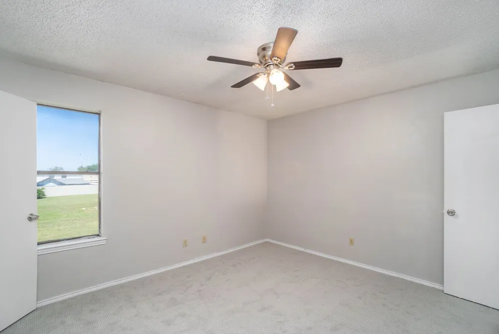 3301 Aurora Street #B Haltom City, TX 76117