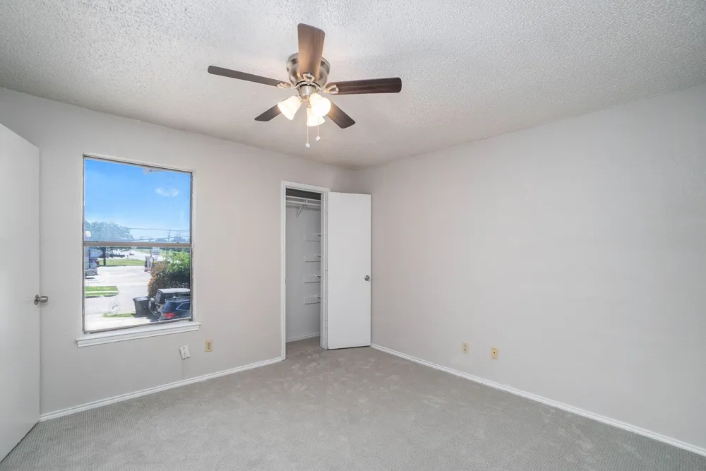 3301 Aurora Street #B Haltom City, TX 76117