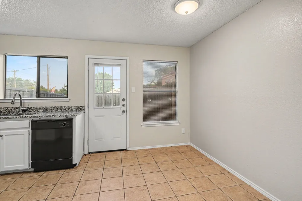 3301 Aurora Street #B Haltom City, TX 76117