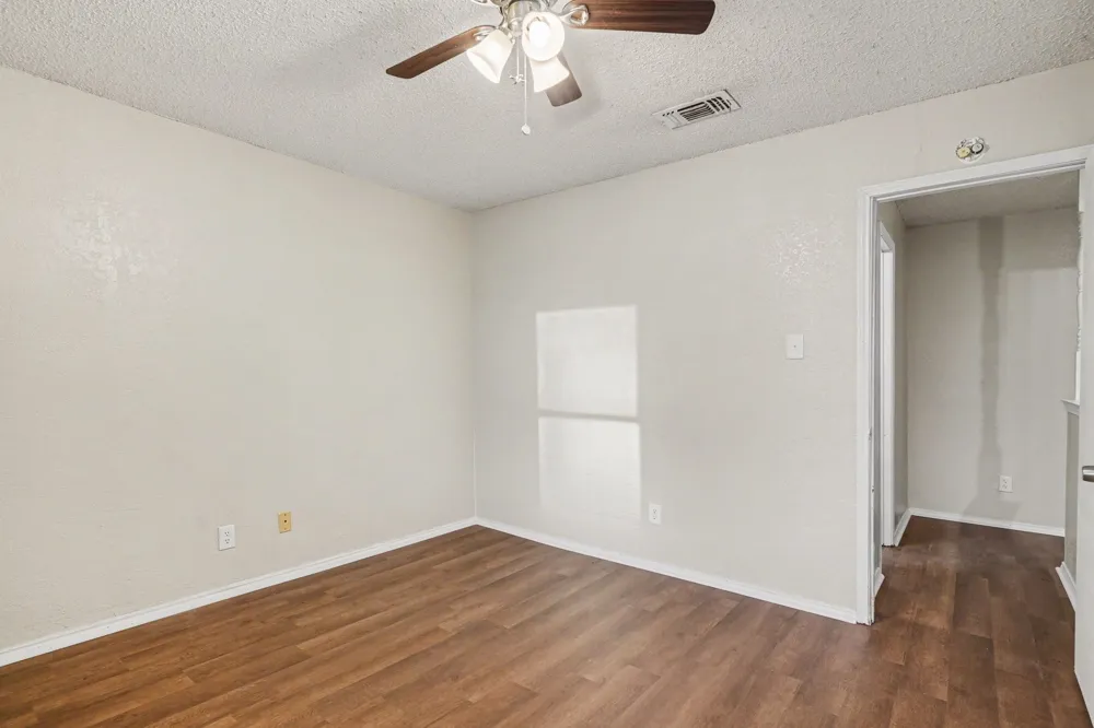 3301 Aurora Street #B Haltom City, TX 76117