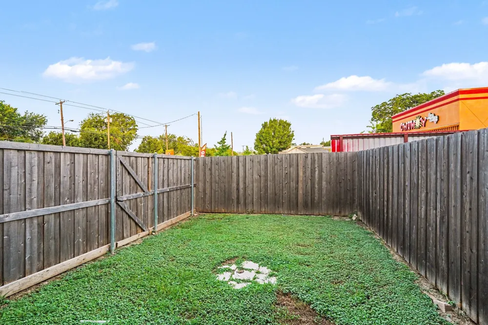 3301 Aurora Street #B Haltom City, TX 76117