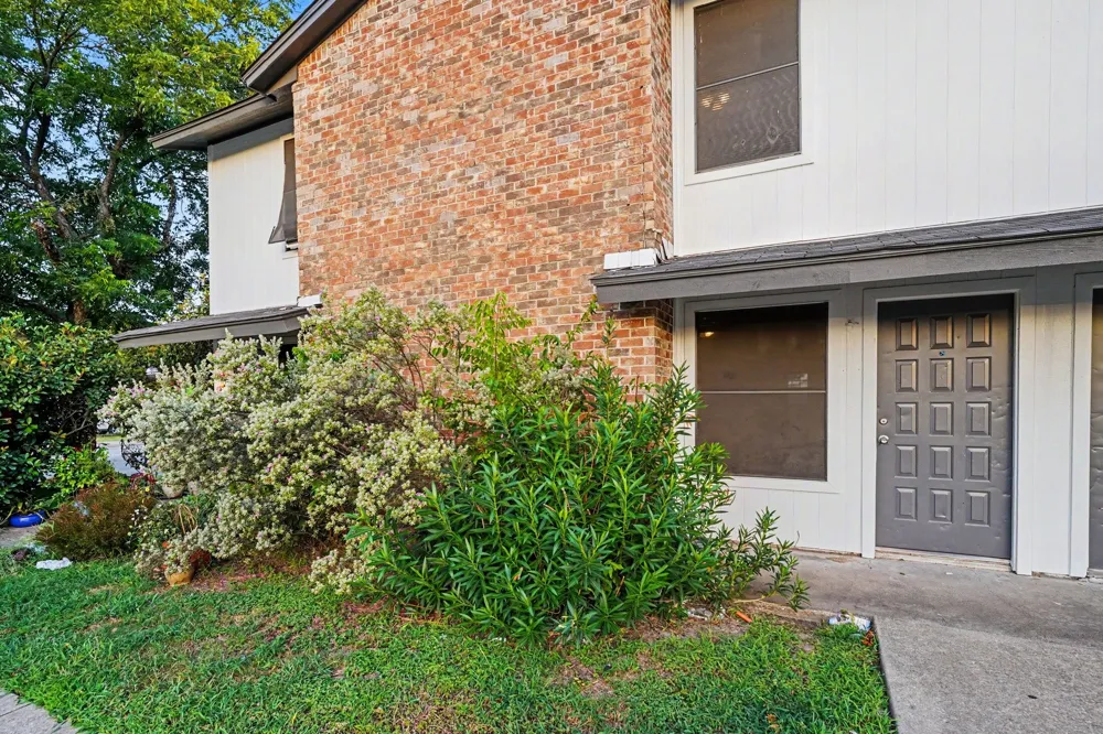 3301 Aurora Street #B Haltom City, TX 76117