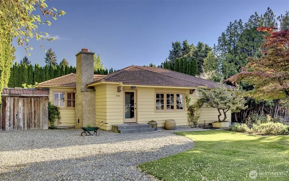 1646 Road 20 NW Soap Lake, WA 98851