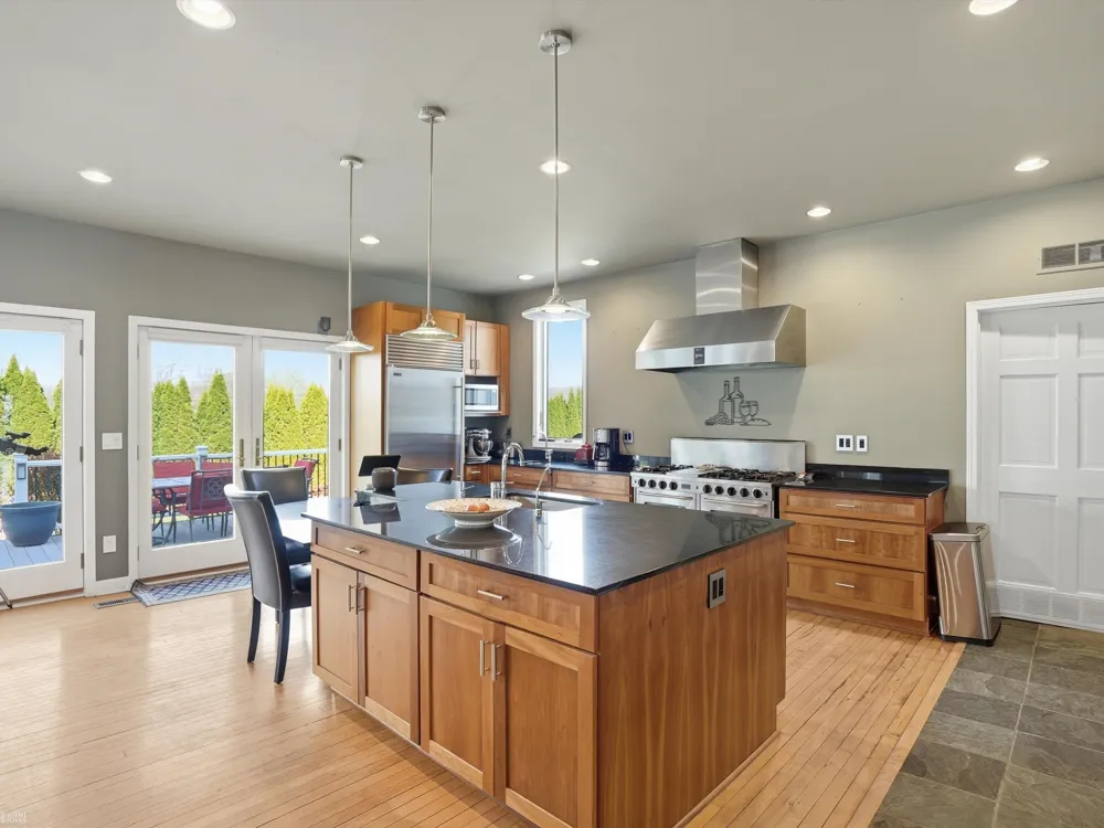 59441 Romeo Plank Road Ray Township, MI 48096