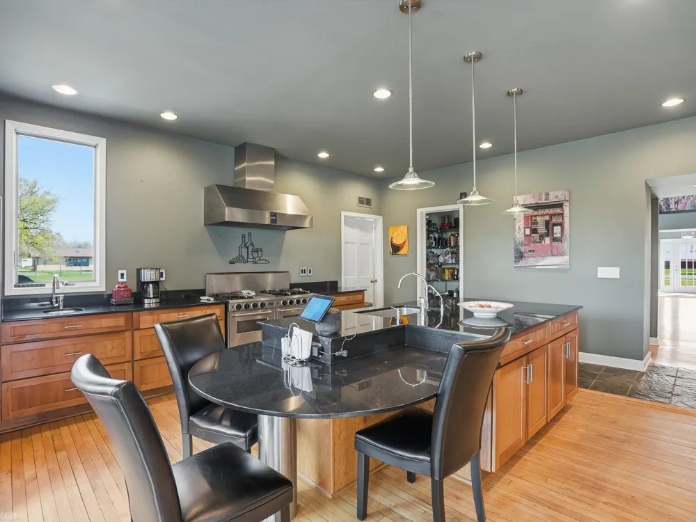 59441 Romeo Plank Road Ray Township, MI 48096