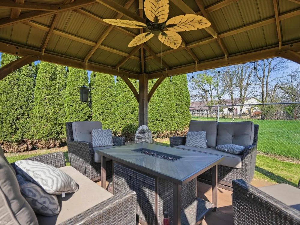 59441 Romeo Plank Road Ray Township, MI 48096
