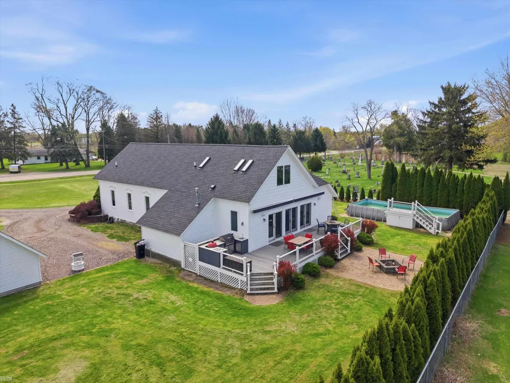 59441 Romeo Plank Road Ray Township, MI 48096