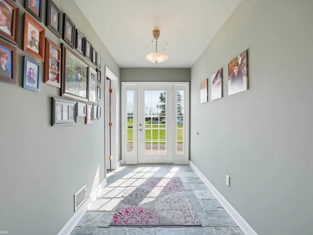 59441 Romeo Plank Road Ray Township, MI 48096