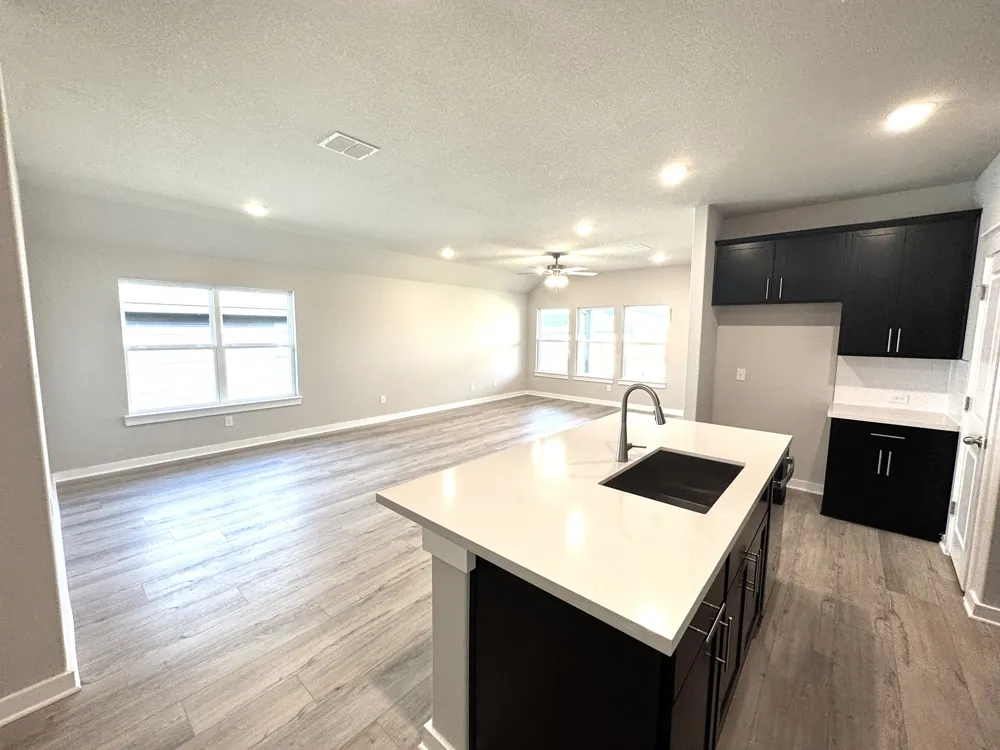 205 Wild Goose Drive Jarrell, TX 76537