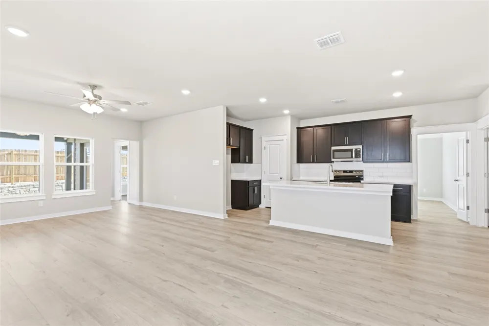 205 Wild Goose Drive Jarrell, TX 76537
