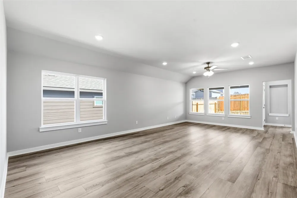 205 Wild Goose Drive Jarrell, TX 76537