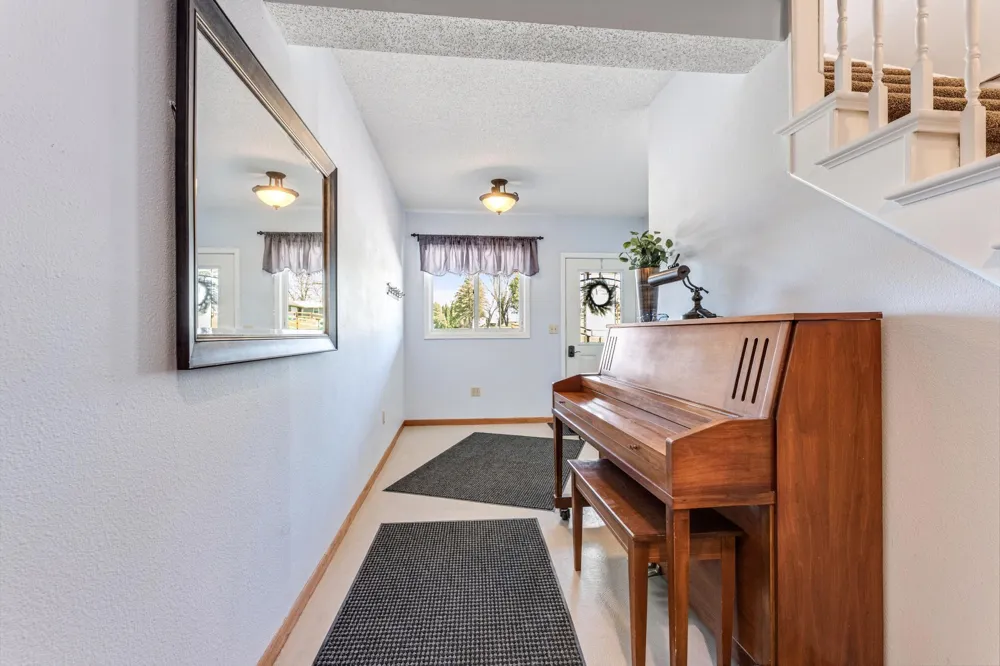 817 Kingston Street Caledonia, MN 55921