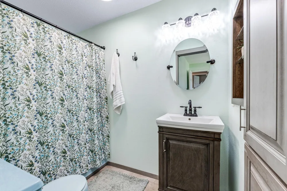 817 Kingston Street Caledonia, MN 55921