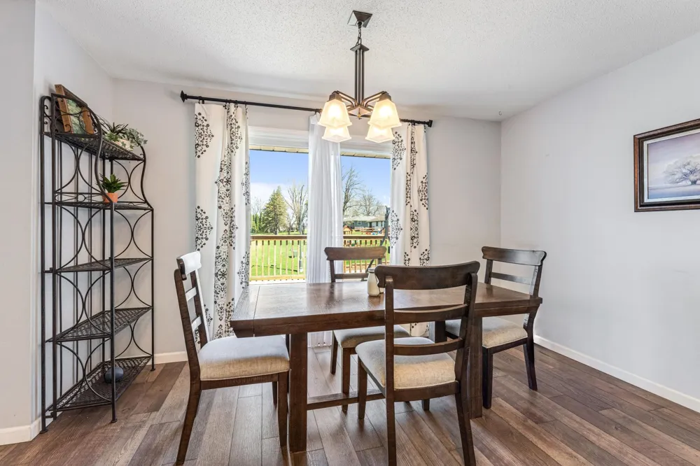 817 Kingston Street Caledonia, MN 55921