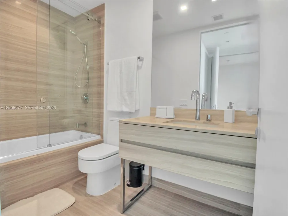18975 Collins Ave #4303 Sunny Isles Beach, FL 33160