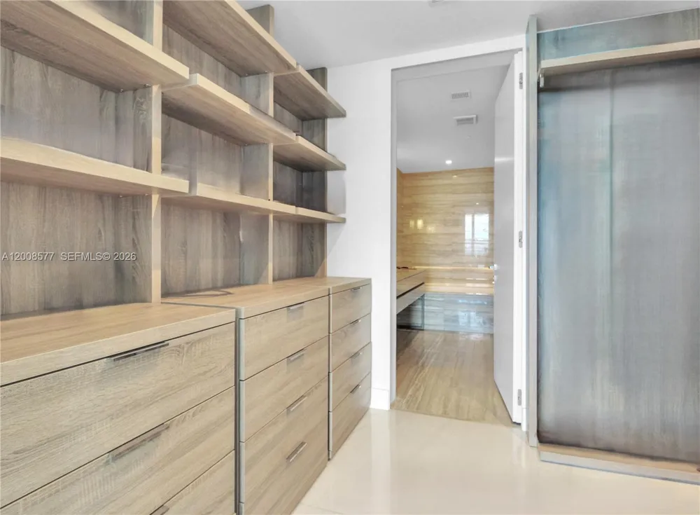 18975 Collins Ave #4303 Sunny Isles Beach, FL 33160