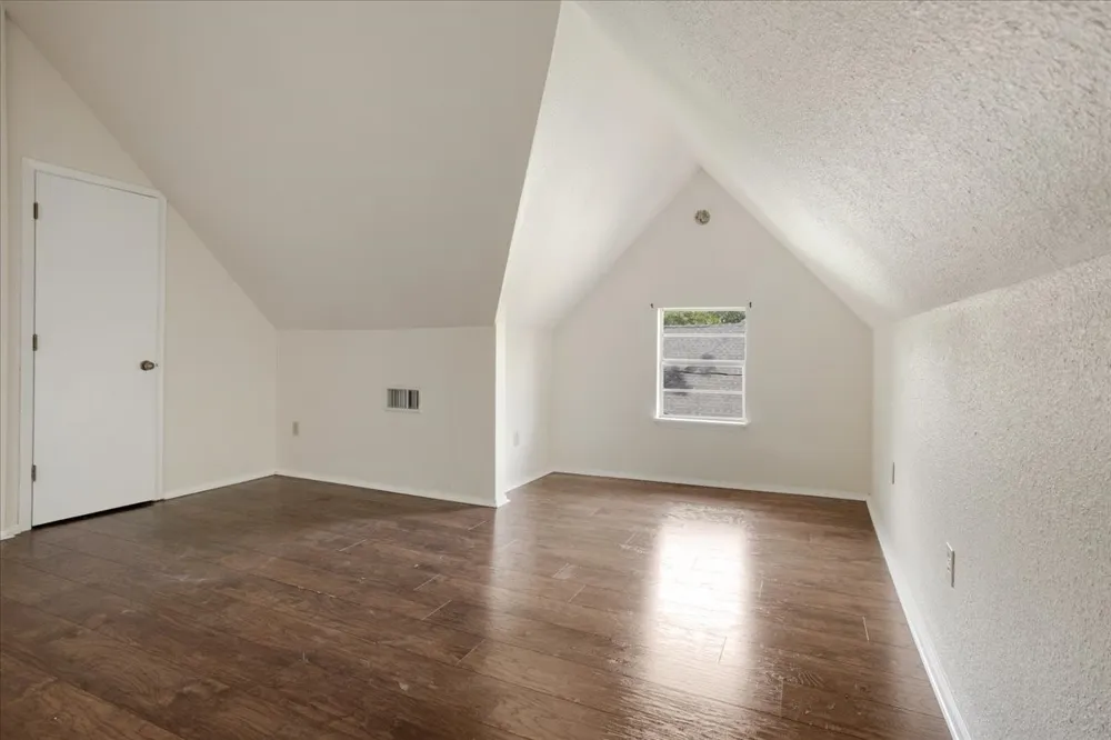 310 E 3rd St. Mt Pleasant, TX 75455