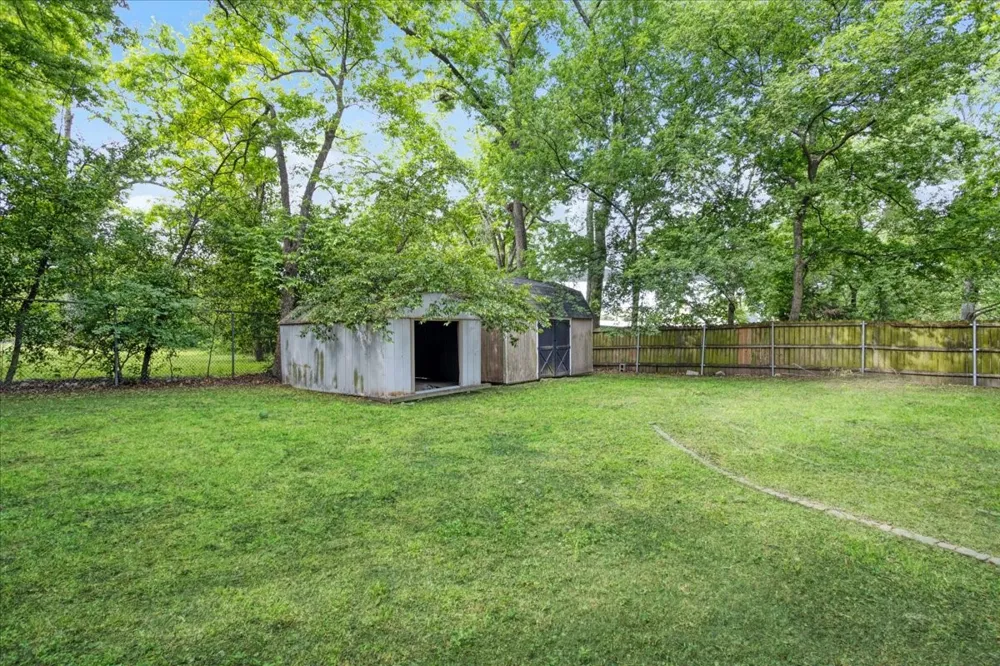 310 E 3rd St. Mt Pleasant, TX 75455