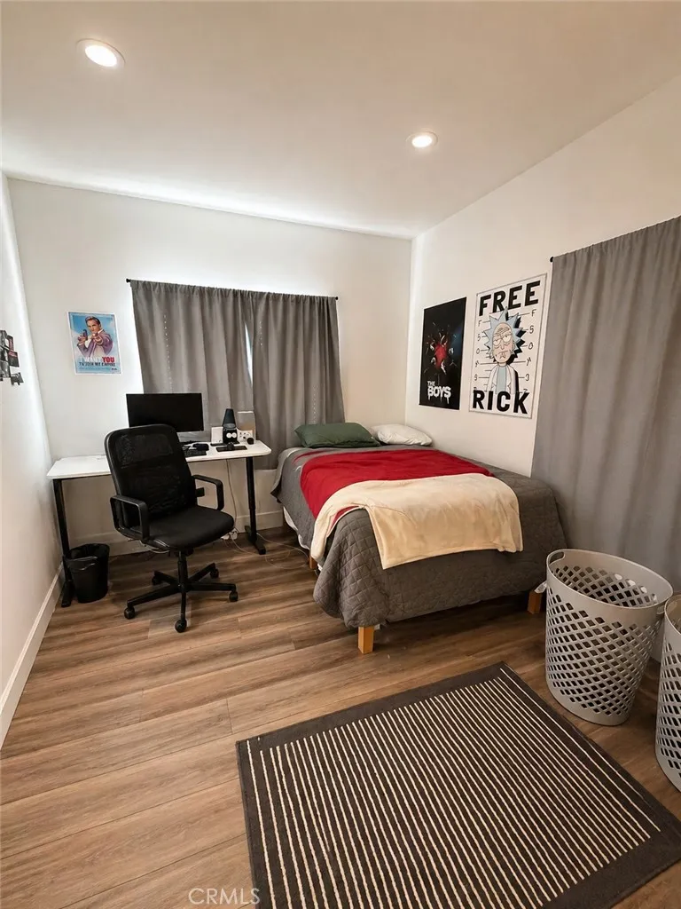 611 W Walnut Orange, CA 92868