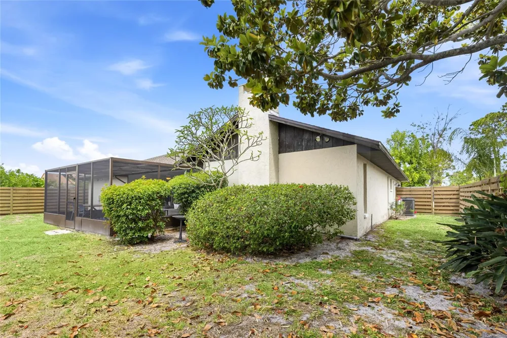 6513 29TH AVENUE W Bradenton, FL 34209