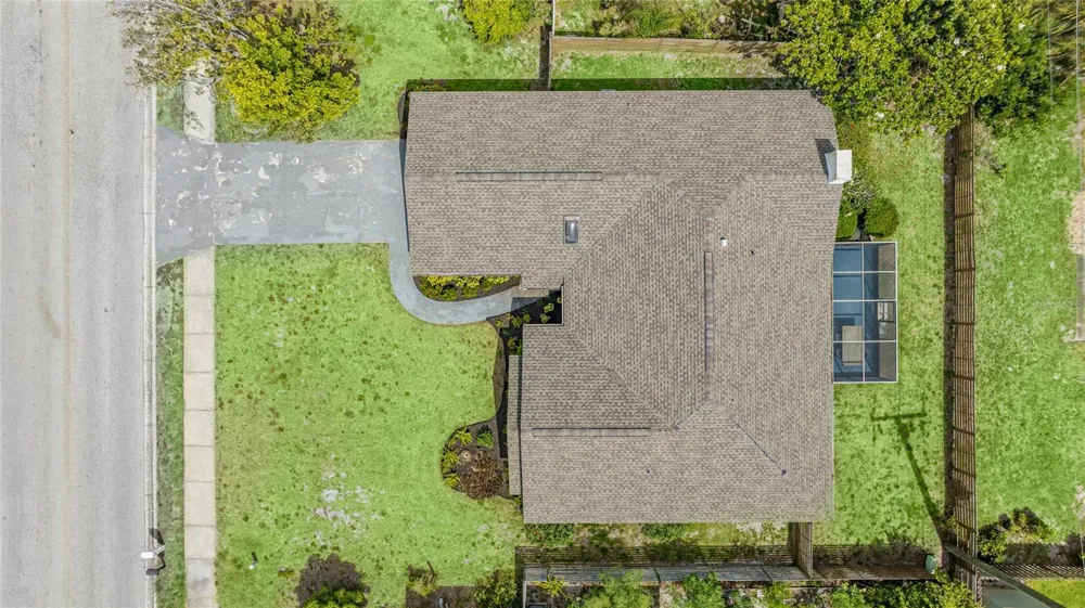 6513 29TH AVENUE W Bradenton, FL 34209