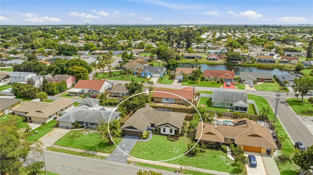 6513 29TH AVENUE W Bradenton, FL 34209