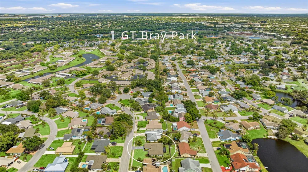 6513 29TH AVENUE W Bradenton, FL 34209