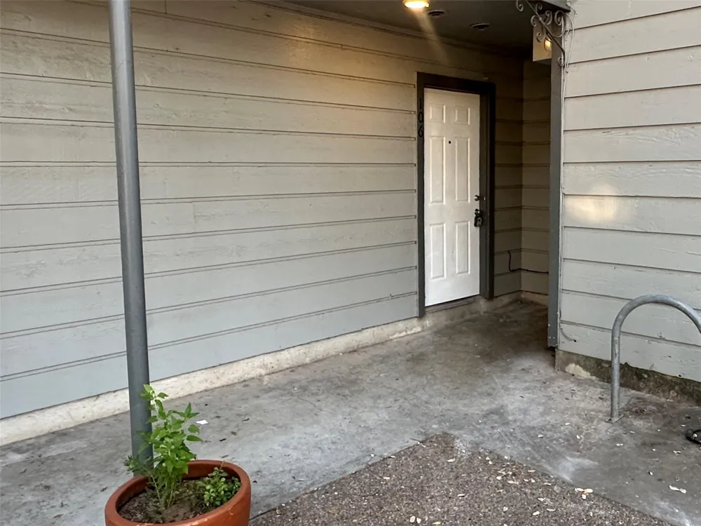 803 W 28th Street #106 Austin, TX 78705