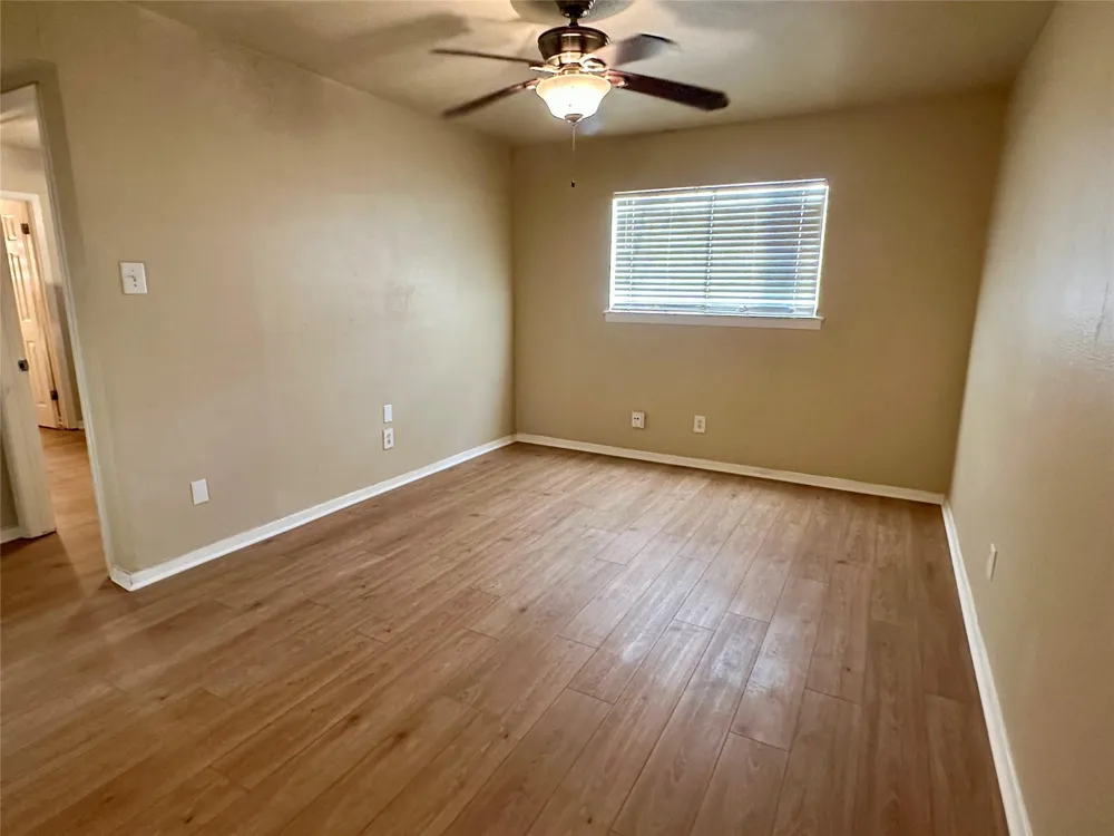 803 W 28th Street #106 Austin, TX 78705