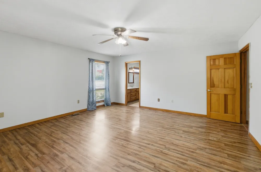 356 Old Lexington Hwy Parsons, TN 38363