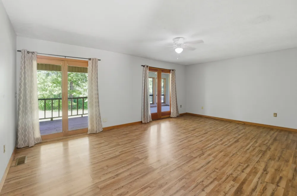 356 Old Lexington Hwy Parsons, TN 38363
