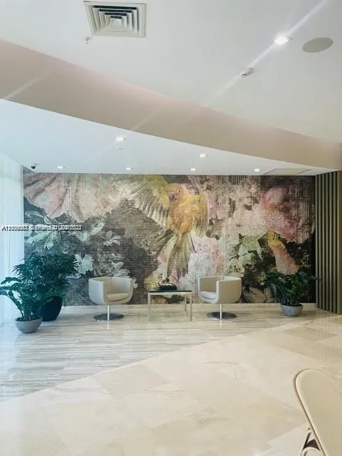 10275 Collins Ave #327 Bal Harbour, FL 33154