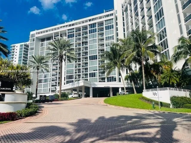 10275 Collins Ave #327 Bal Harbour, FL 33154
