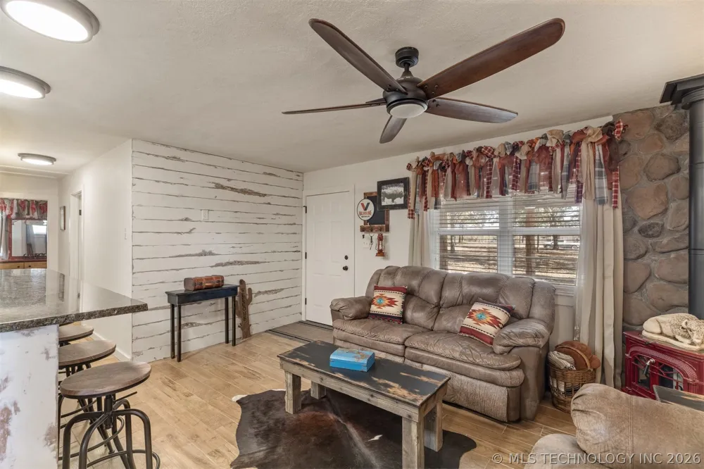 1019 7th Street Jay, OK 74346