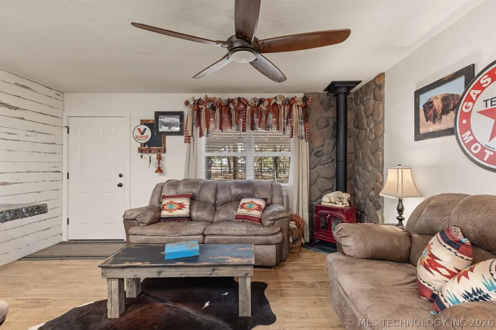 1019 7th Street Jay, OK 74346
