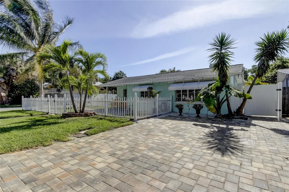 1907 2ND STREET Indian Rocks Beach, FL 33785