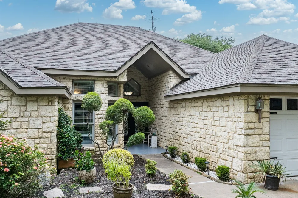 301 Northshore Trinidad, TX 75163
