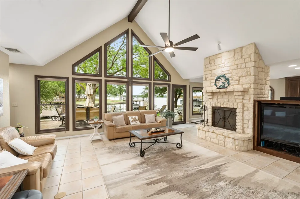 301 Northshore Trinidad, TX 75163