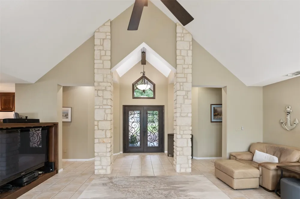 301 Northshore Trinidad, TX 75163
