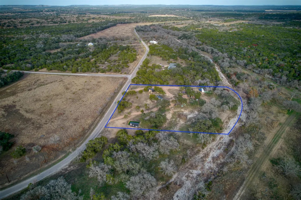 1156 Narrows Road Blanco, TX 78606