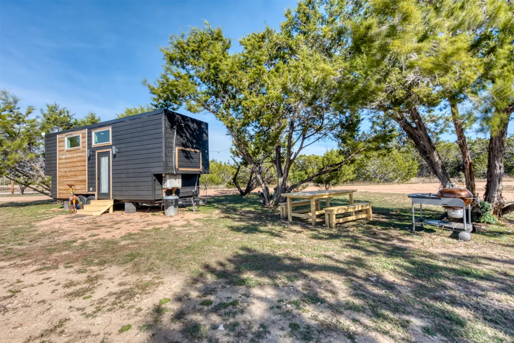 1156 Narrows Road Blanco, TX 78606