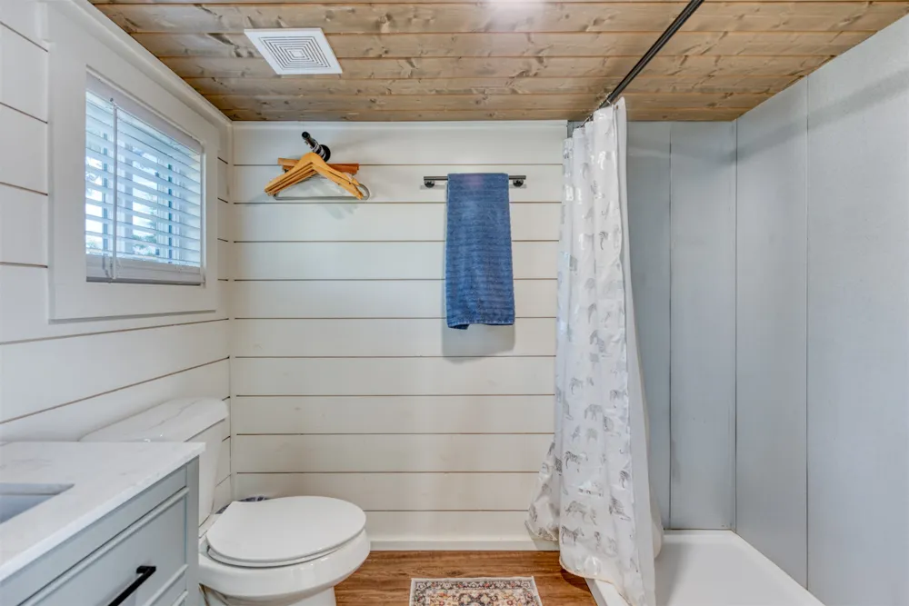 1156 Narrows Road Blanco, TX 78606