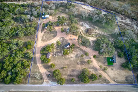 1156 Narrows Road