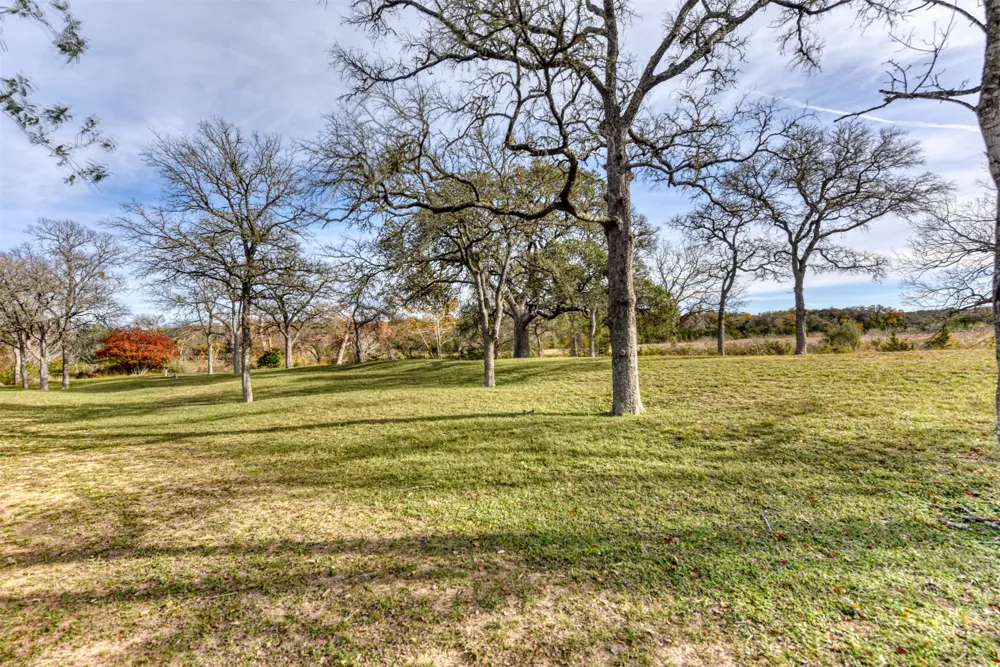 1156 Narrows Road Blanco, TX 78606