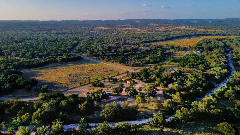 1156 Narrows Road Blanco, TX 78606