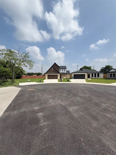4620 Red Bud Court