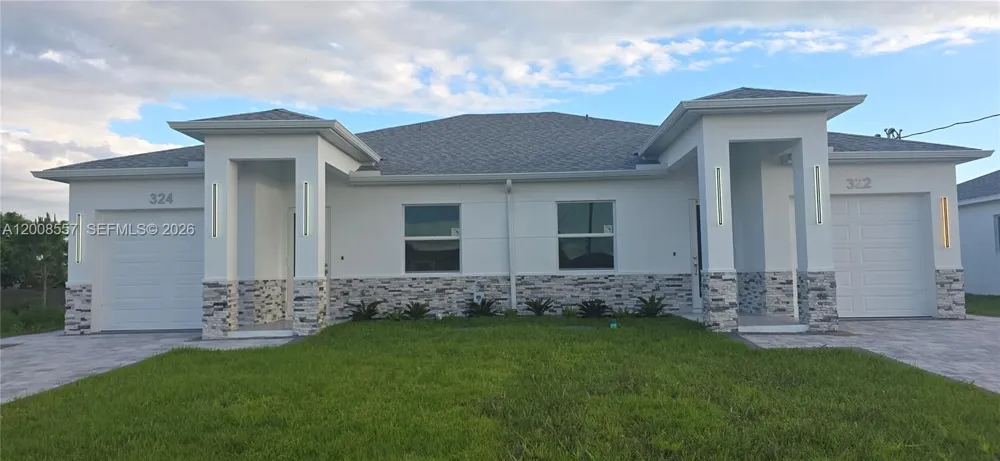 322 Poplar #22 Lehigh Acres, FL 33974