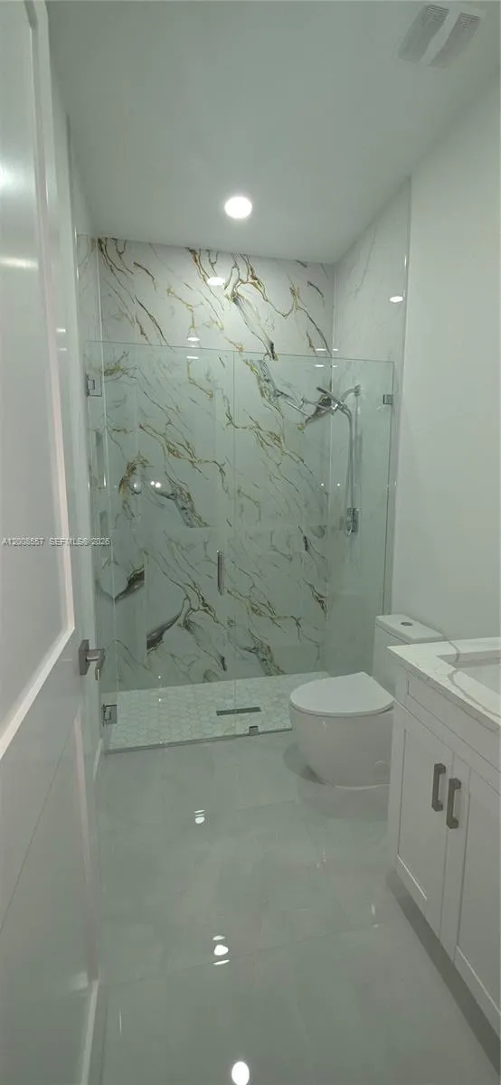 322 Poplar #22 Lehigh Acres, FL 33974