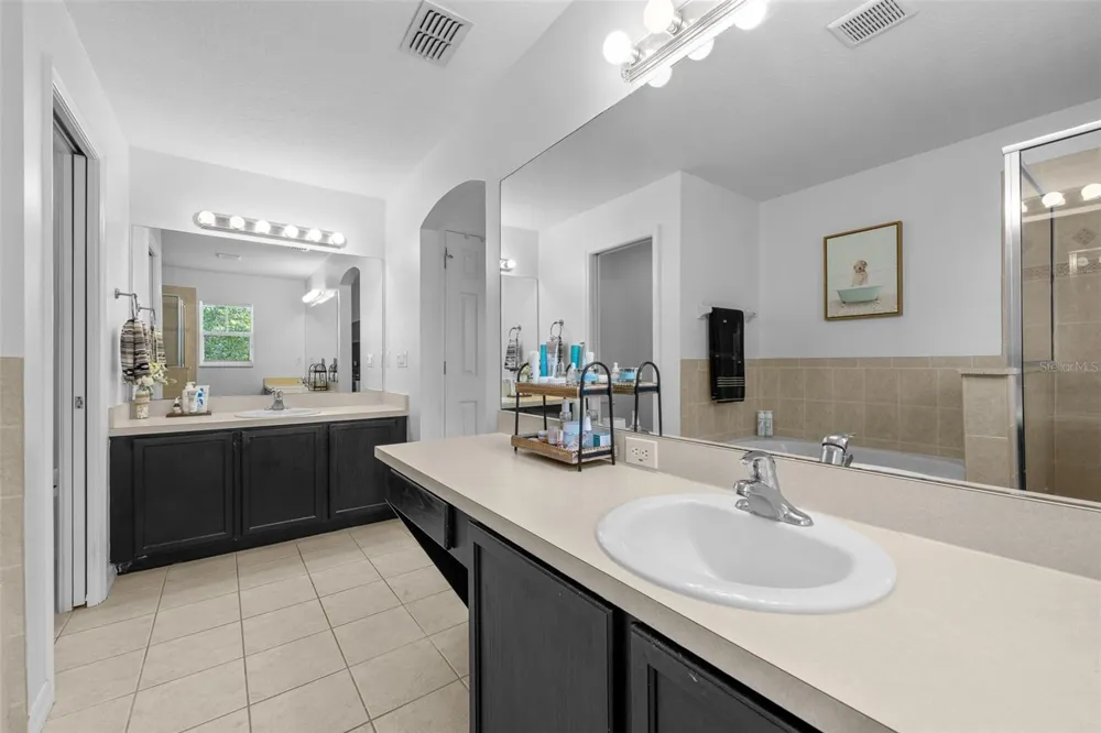 8519 BROKEN WILLOW COURT Tampa, FL 33647